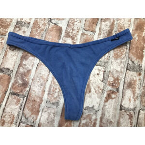 Pink's Victoria's Secret Comfortable and Breathable Thong Ribbed Waist Cotton M